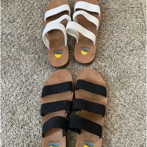 2 Pairs of Women’s Maui Island Sandals Size 8M Barely Very Comfortable